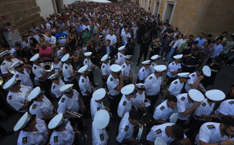 Agradecimiento de las Hermandades a todos los agentes implicados en una Magna «histórica y maravillosa»