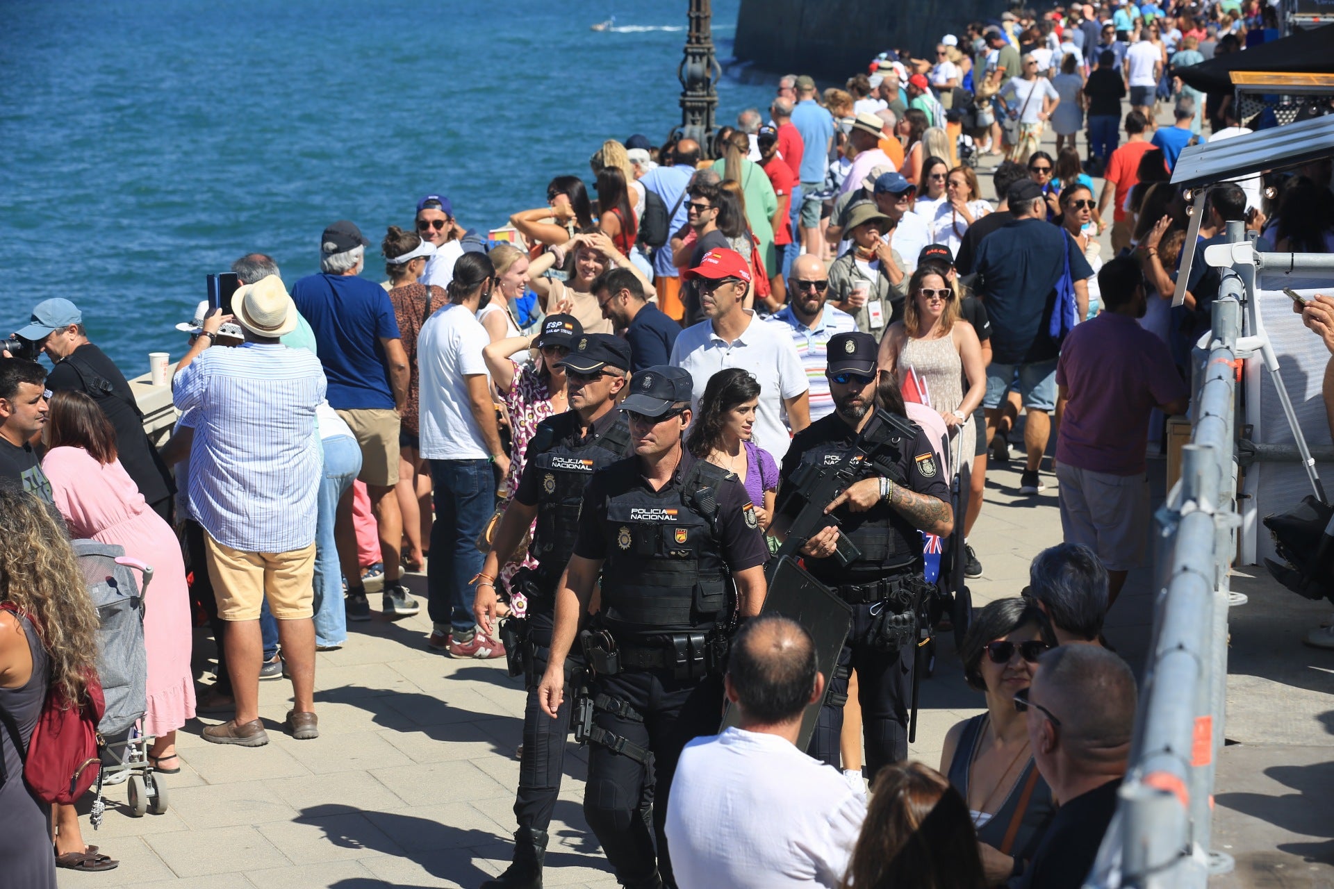 En imágenes: Fiesta en Cádiz el primer día de SailGP