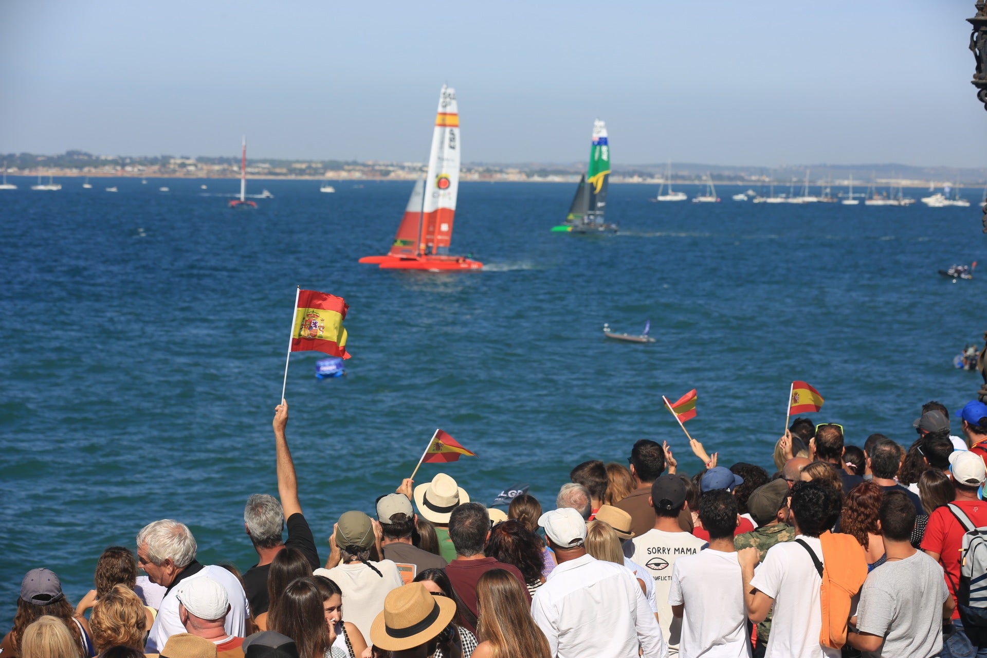 En imágenes: Fiesta en Cádiz el primer día de SailGP