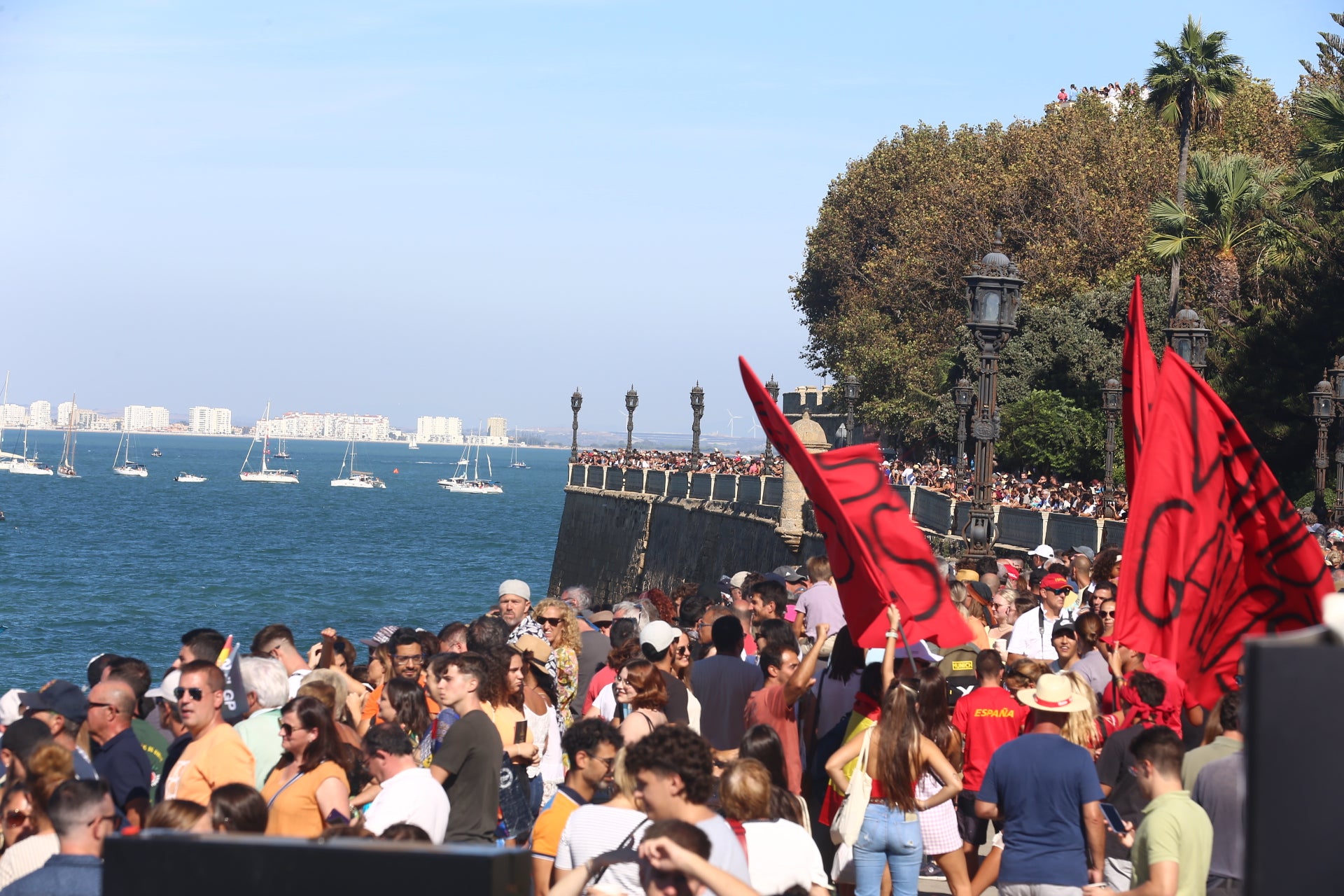 En imágenes: Fiesta en Cádiz el primer día de SailGP