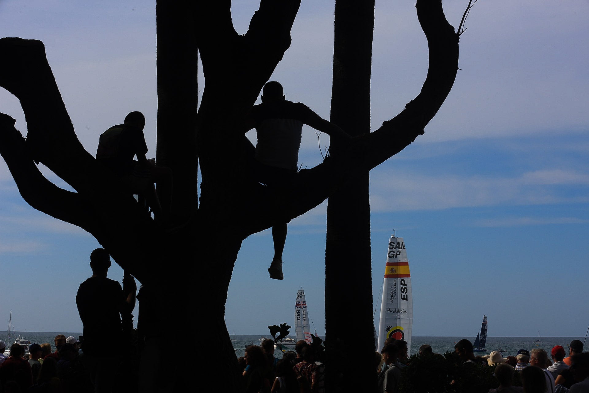 Búscate en las imágenes de Cádiz este domingo de SailGP