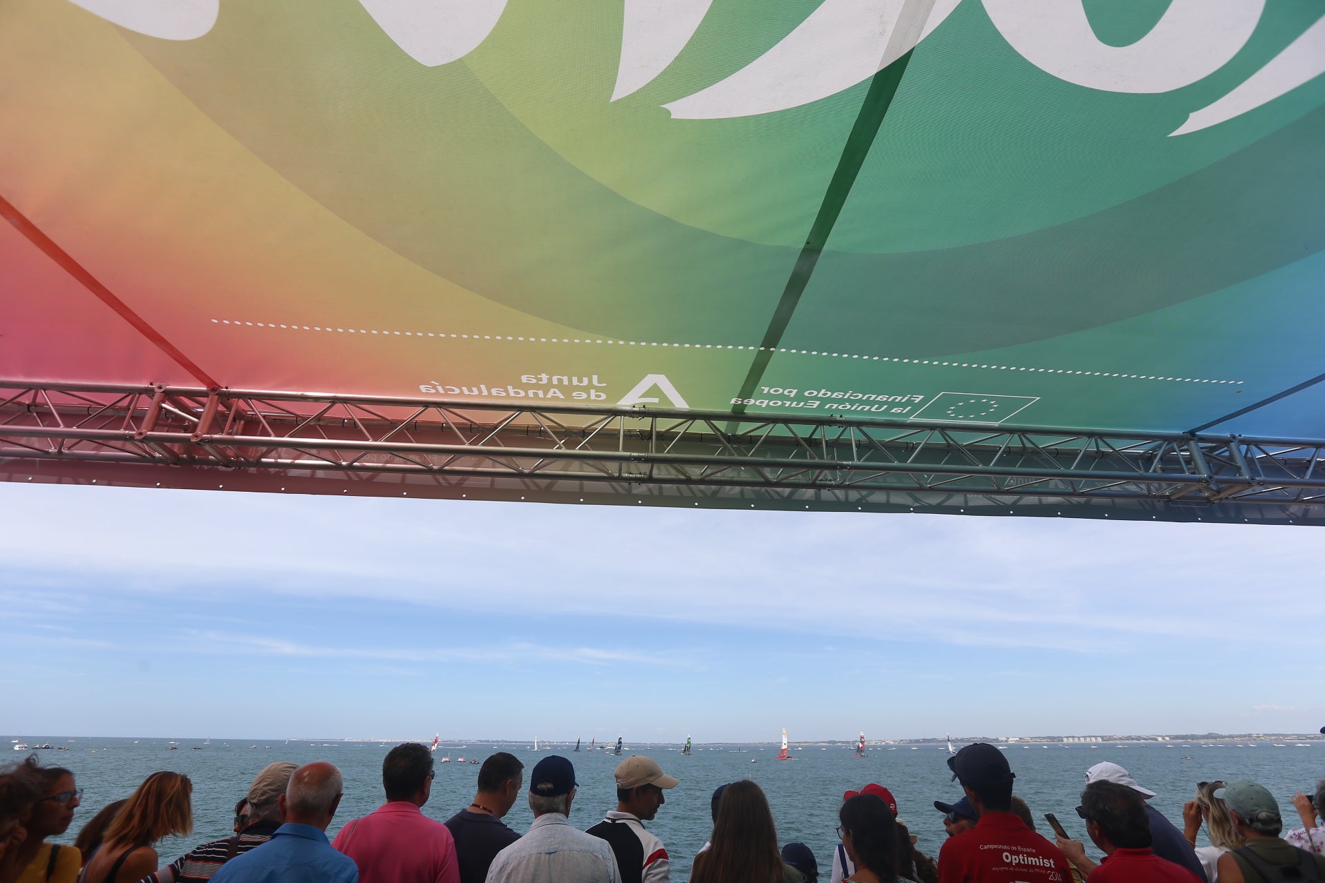 Búscate en las imágenes de Cádiz este domingo de SailGP