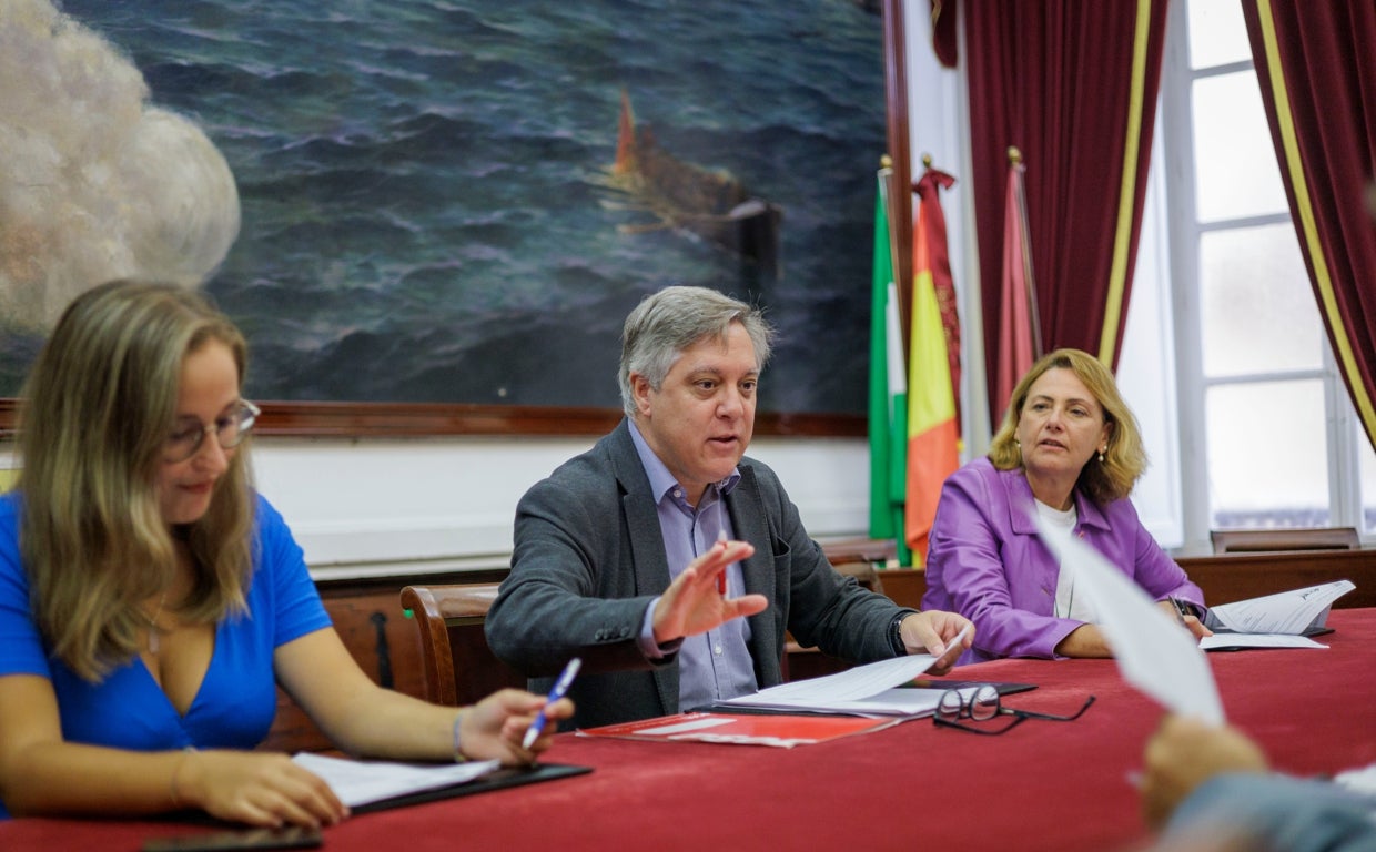 Óscar Torres es el portavoz del PSOE en el Ayuntamiento de Cádiz.