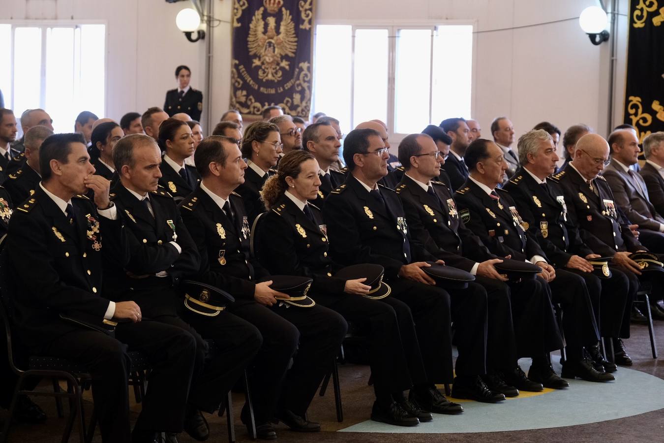 Fotos: Celebración del Día de la Policía Nacional en Cádiz