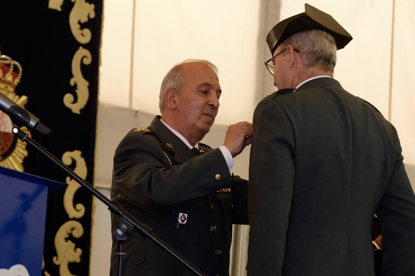 Fotos: Celebración del Día de la Policía Nacional en Cádiz