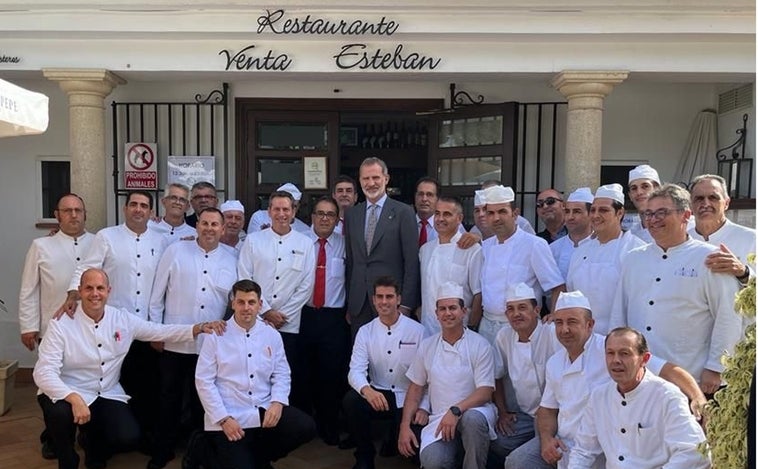 El Rey Felipe VI va a comer por sorpresa a la Venta Esteban de Jerez