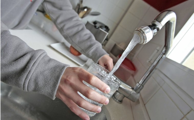 Vecinos de una pedanía de Vejer se quedan sin agua para consumo humano