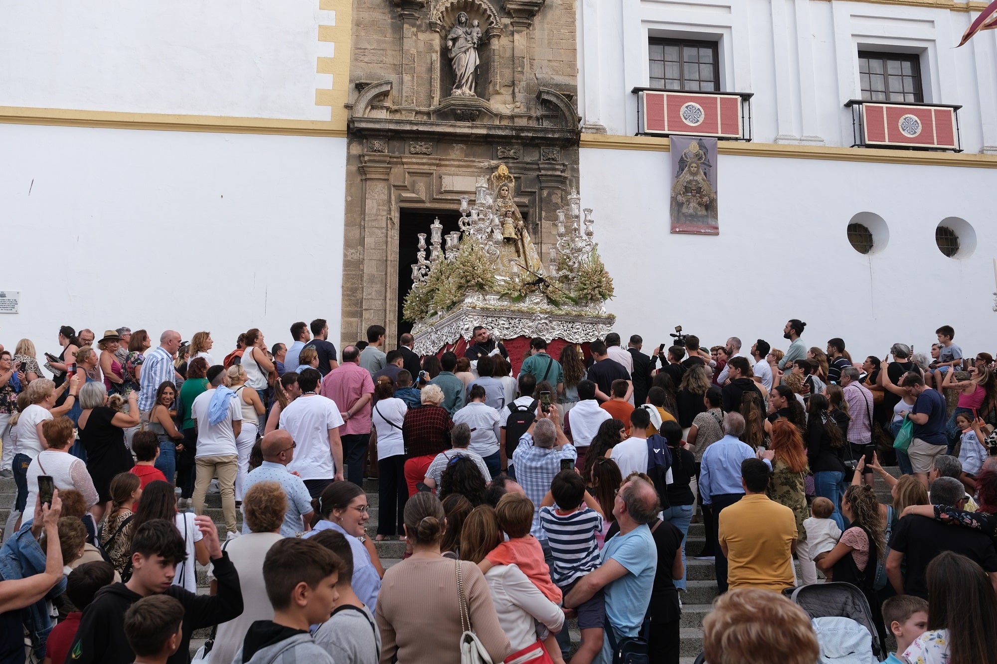 En imágenes: Procesión de la Virgen del Rosario