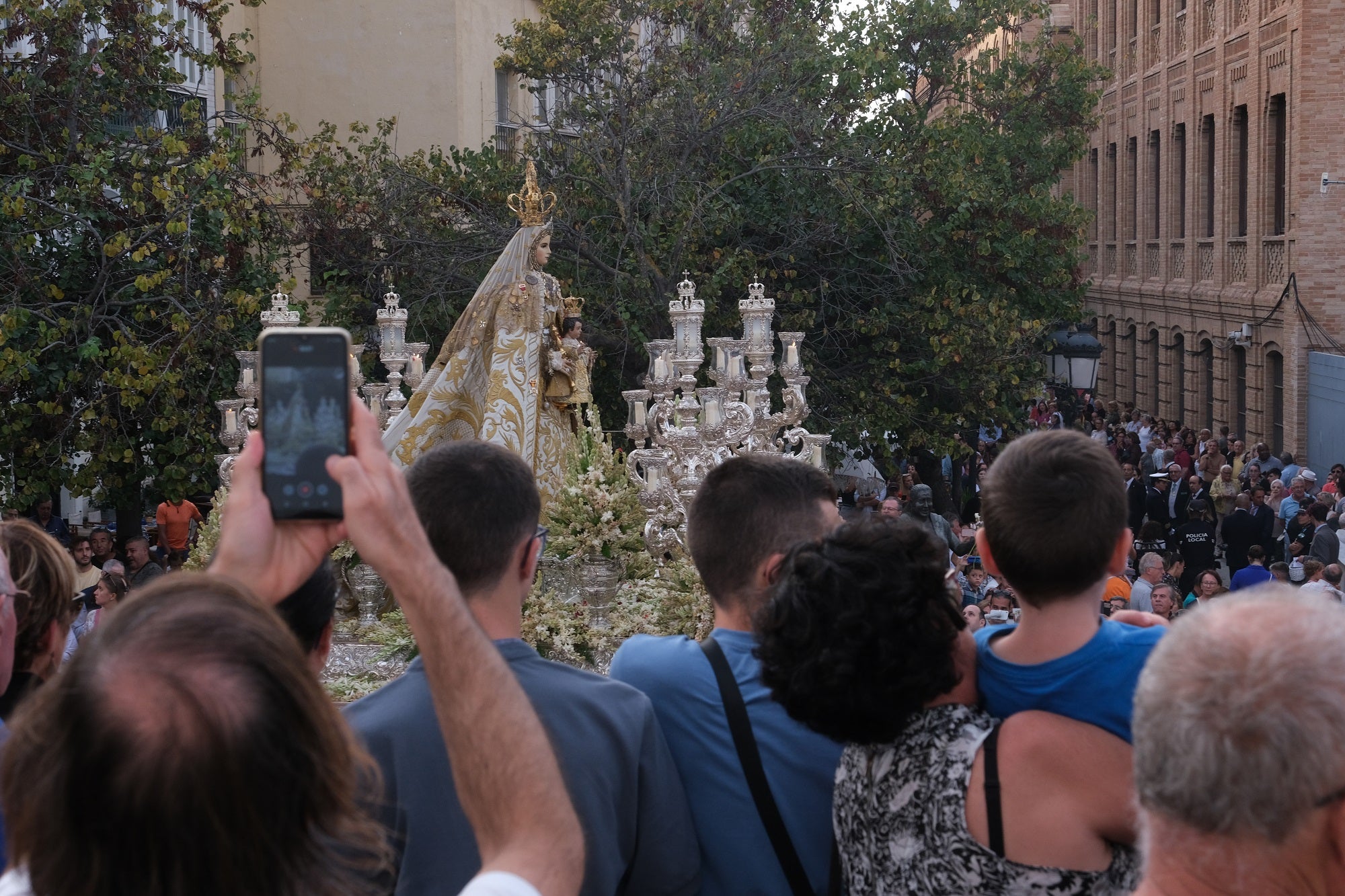 En imágenes: Procesión de la Virgen del Rosario