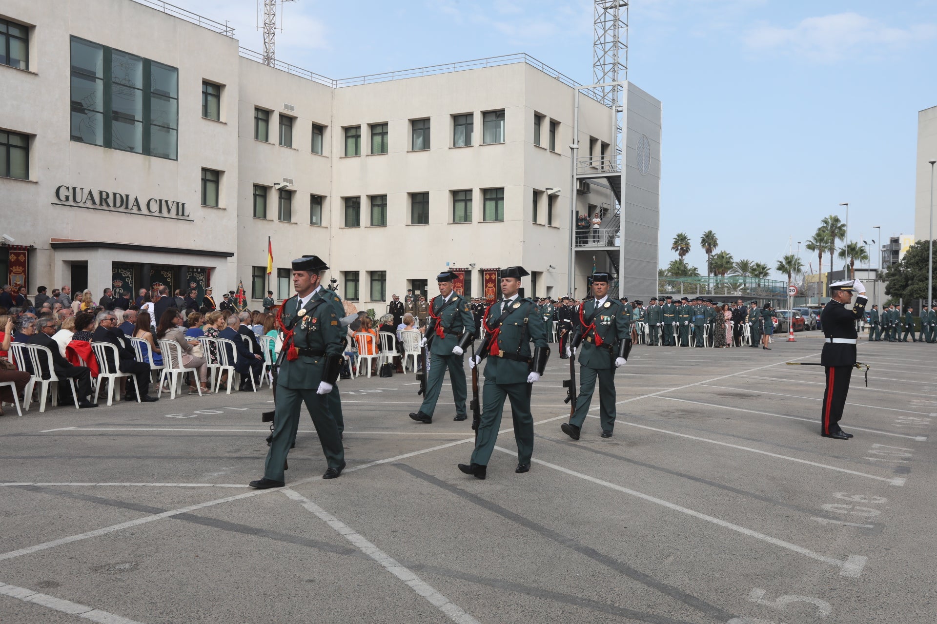 Fotos: La Guardia Civil celebra la festividad de su patrona en Cádiz