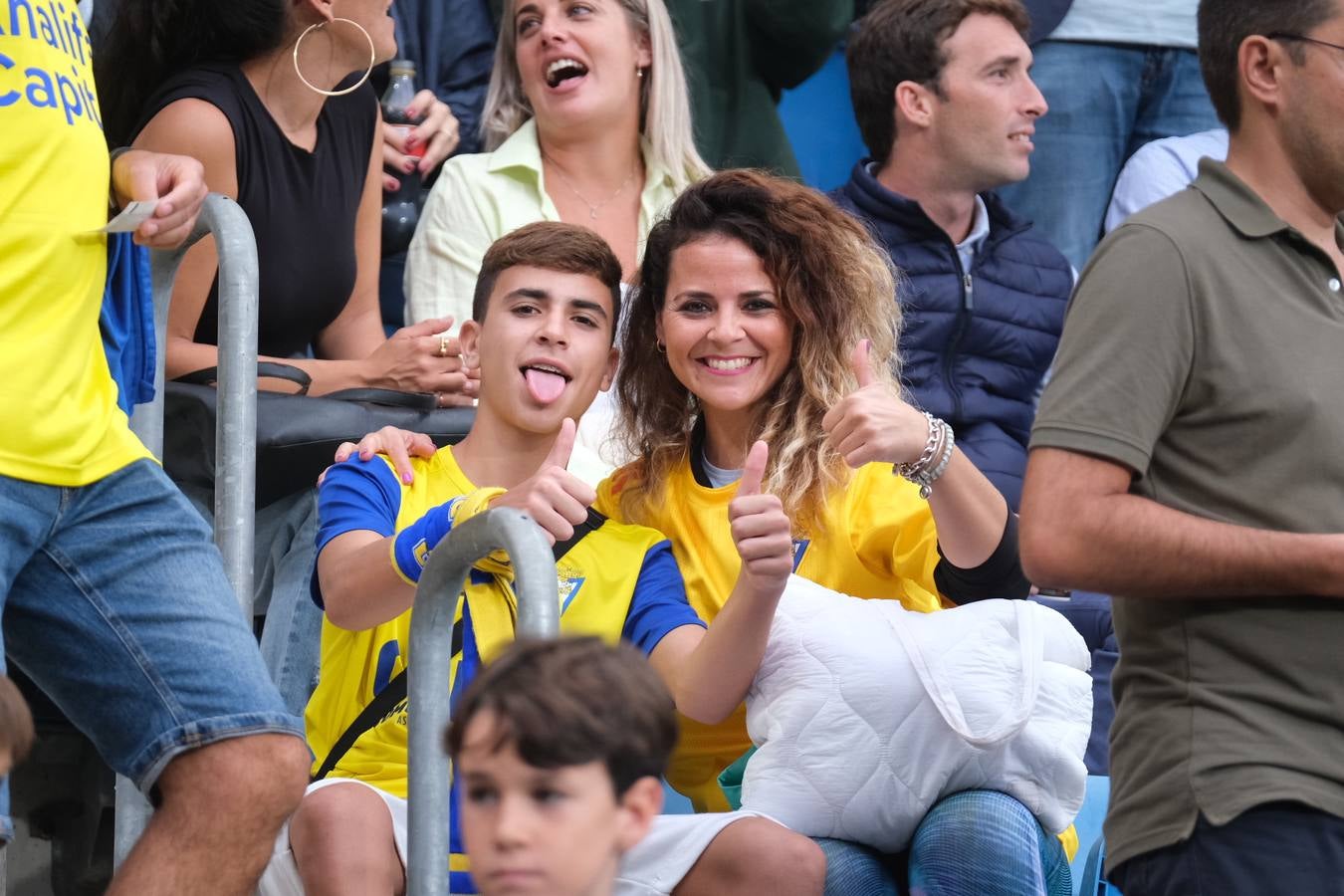 ¿Has estado en el Estadio viendo el Cádiz CF-Real Betis? Búscate en estas imágenes