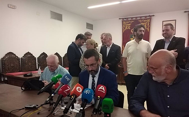 La Línea recurrirá ante el Supremo la negativa del Gobierno a la consulta popular sobre ser ciudad autónoma