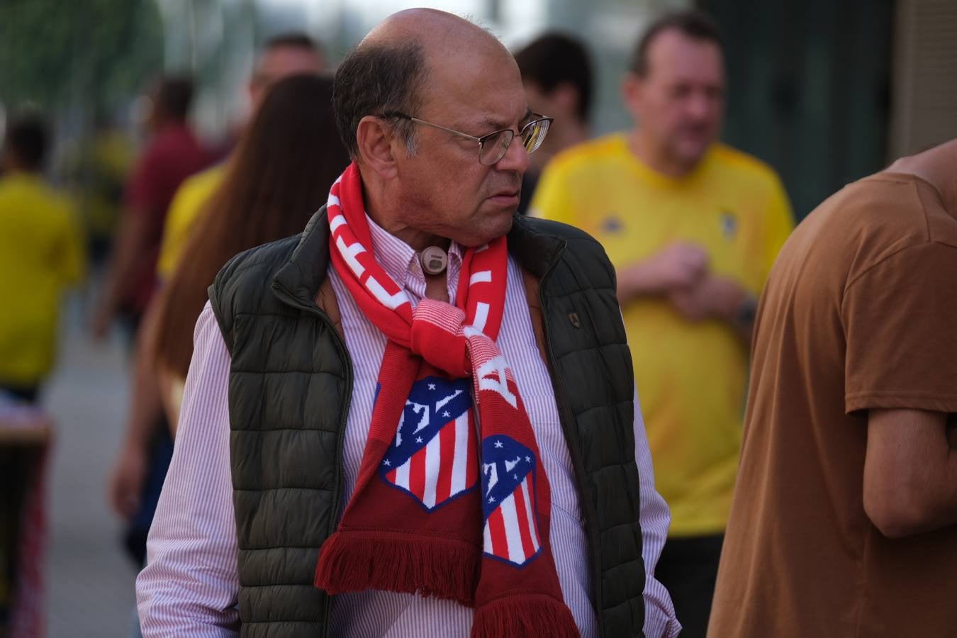 Búscate en el Cádiz - Atlético: el gran ambiente en Carranza, en imágenes