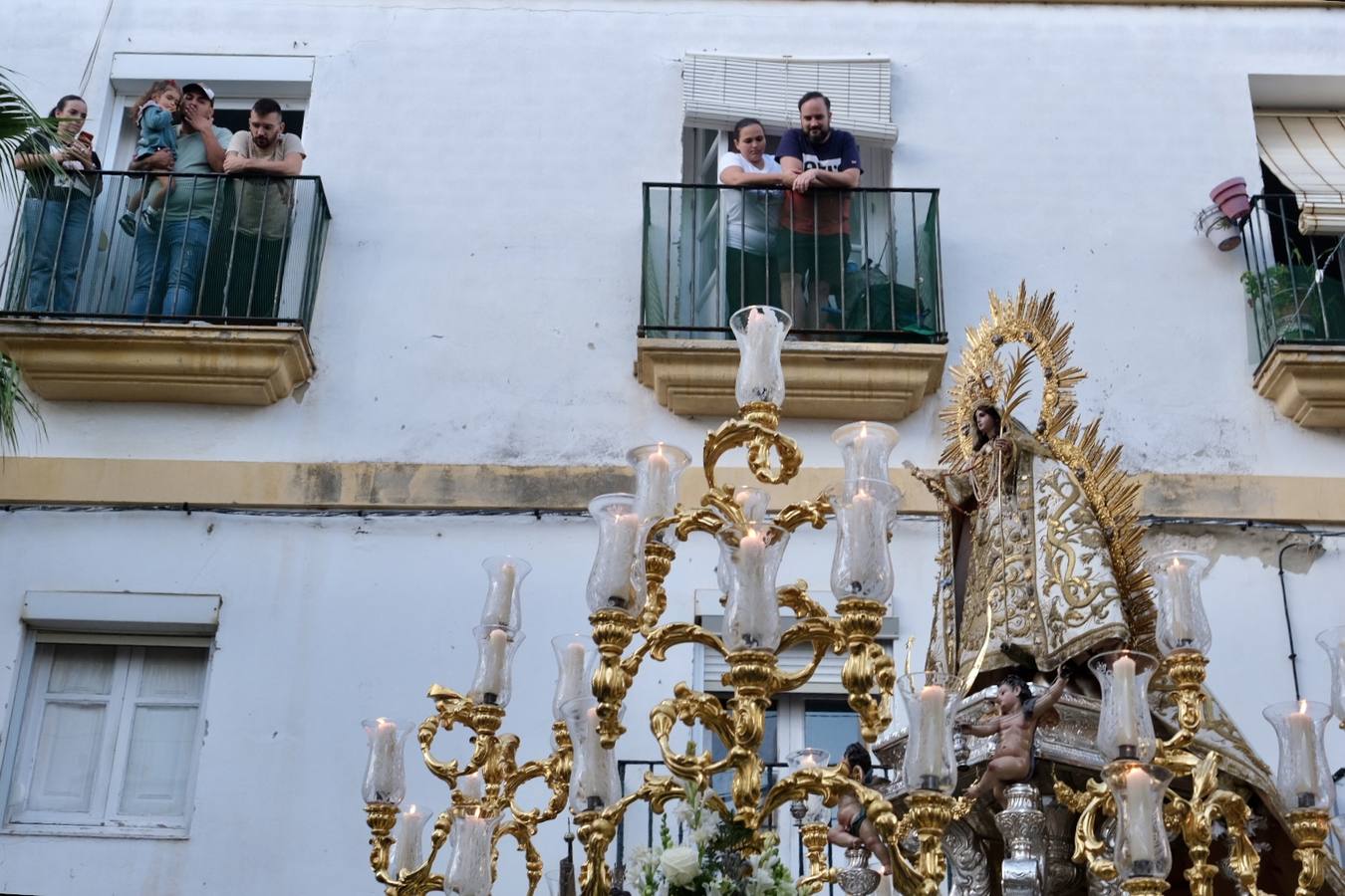 Así ha sido la procesión de la Virgen de la Palma en Cádiz