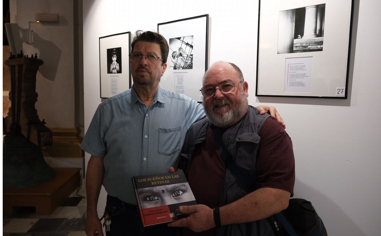 Pepe Gómez y Gaspar Morales, autores del libro 'Los sueños en la retina'.