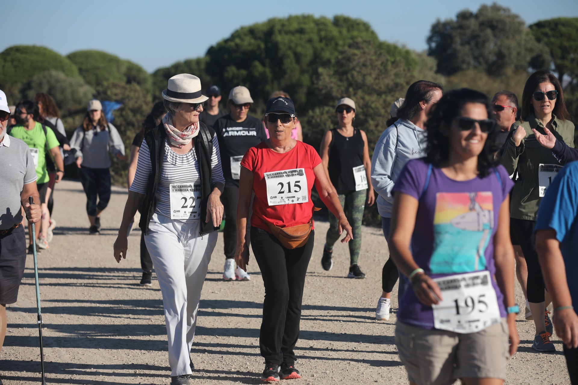 Fotos: La carrera solidaria de la ONG Nueva Bahía en Los Toruños