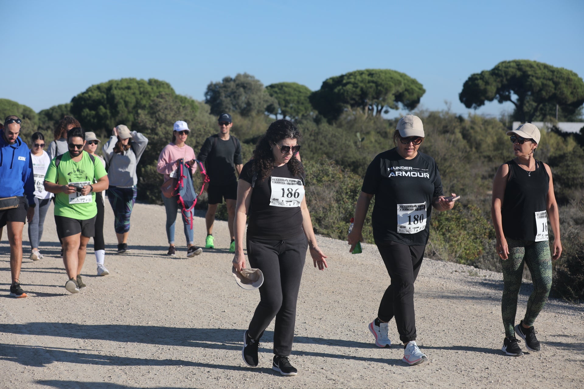 Fotos: La carrera solidaria de la ONG Nueva Bahía en Los Toruños