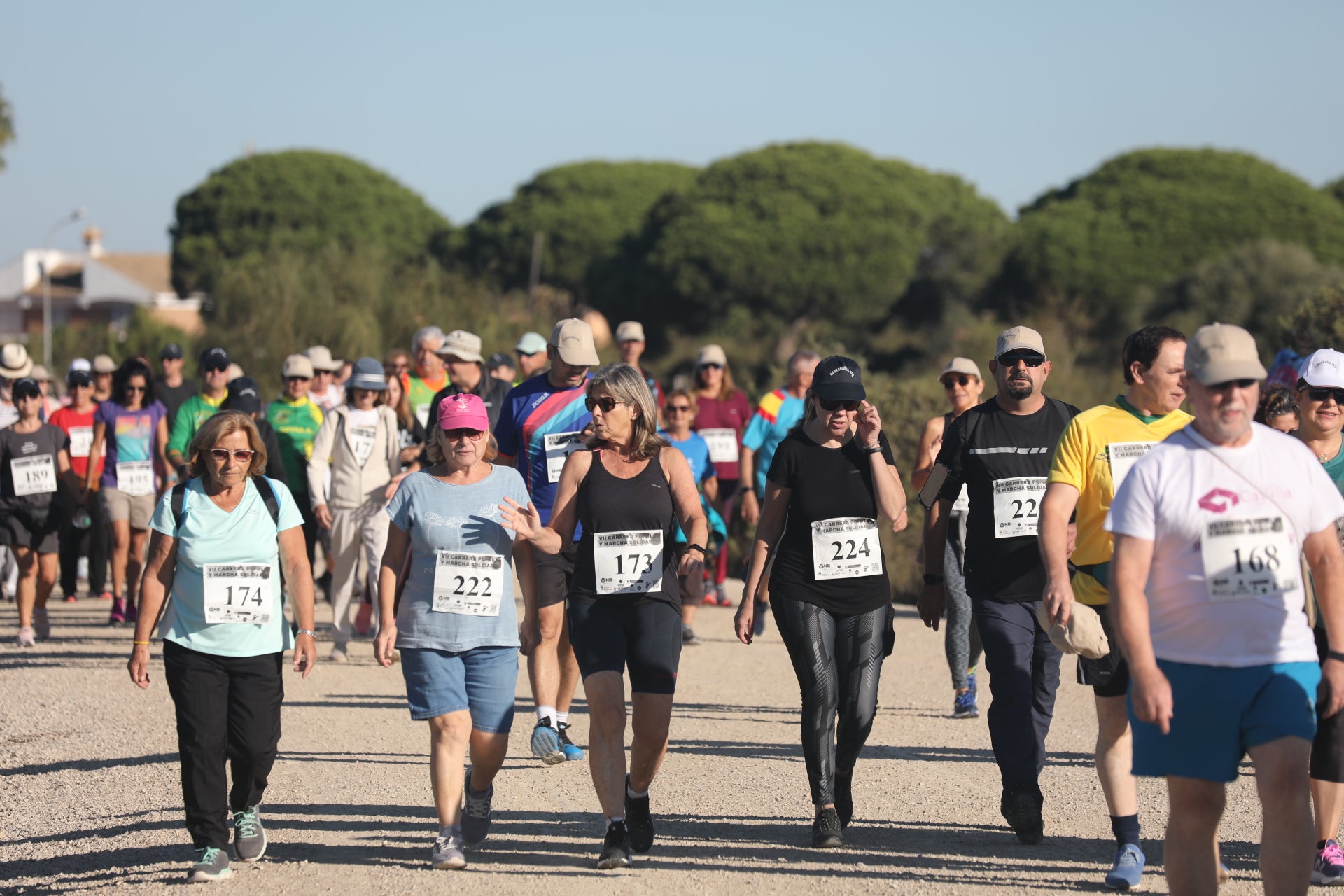 Fotos: La carrera solidaria de la ONG Nueva Bahía en Los Toruños