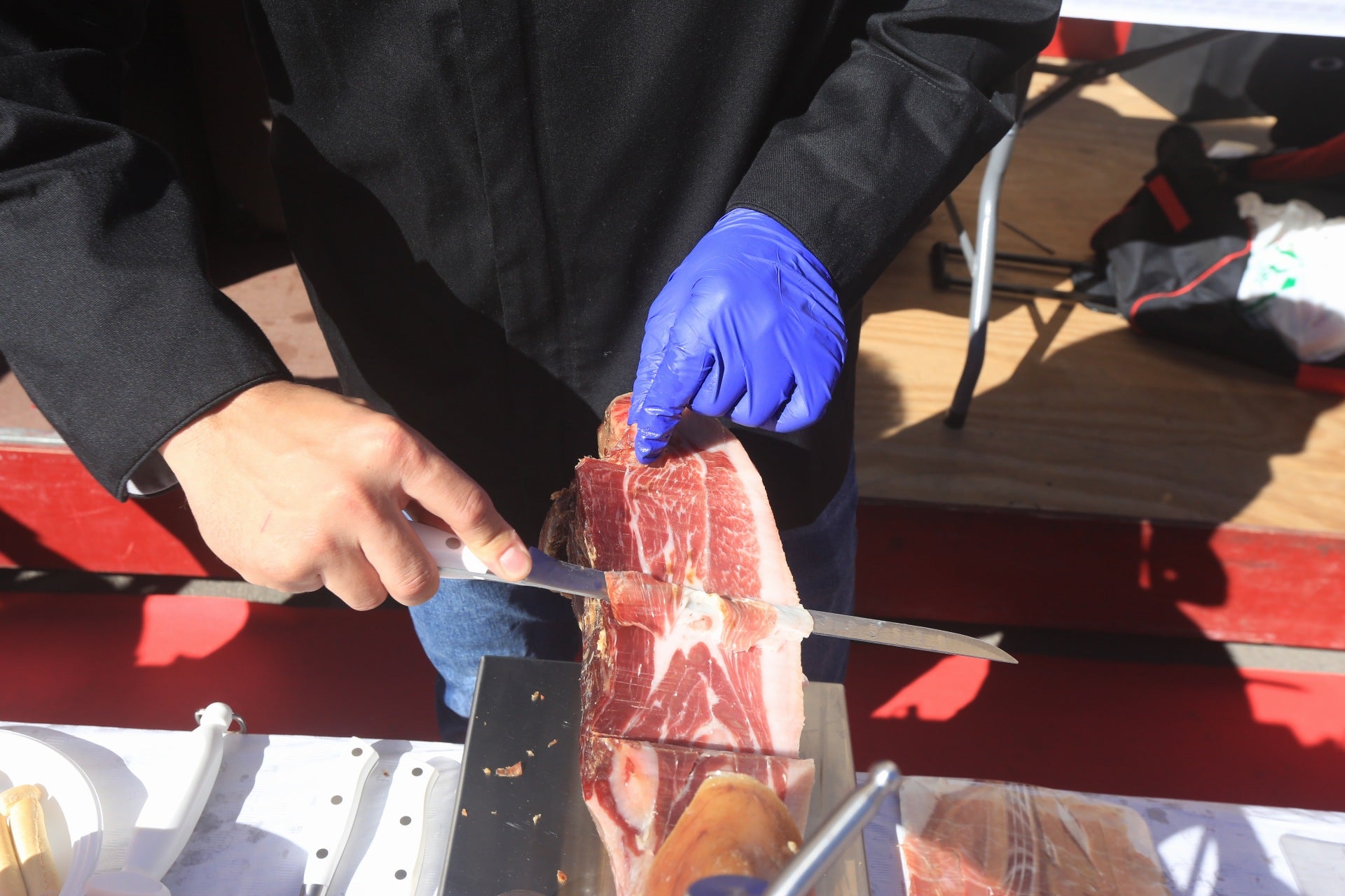 Fotos: Las espectaculares imágenes que dejan los cortadores de jamón en San Fernando