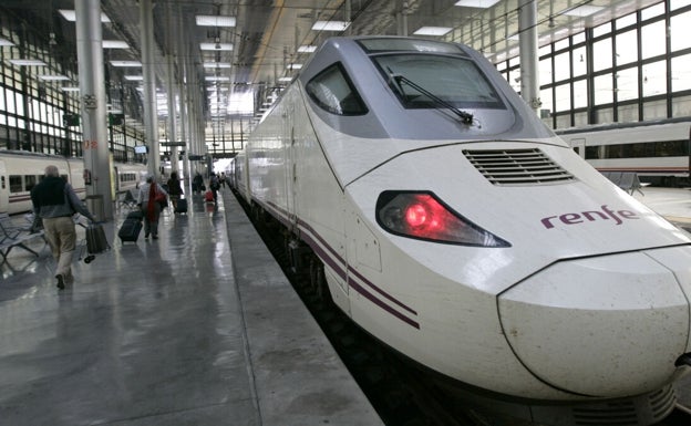 Los servicios mínimos rebajan en Cádiz el impacto de la huelga en Renfe