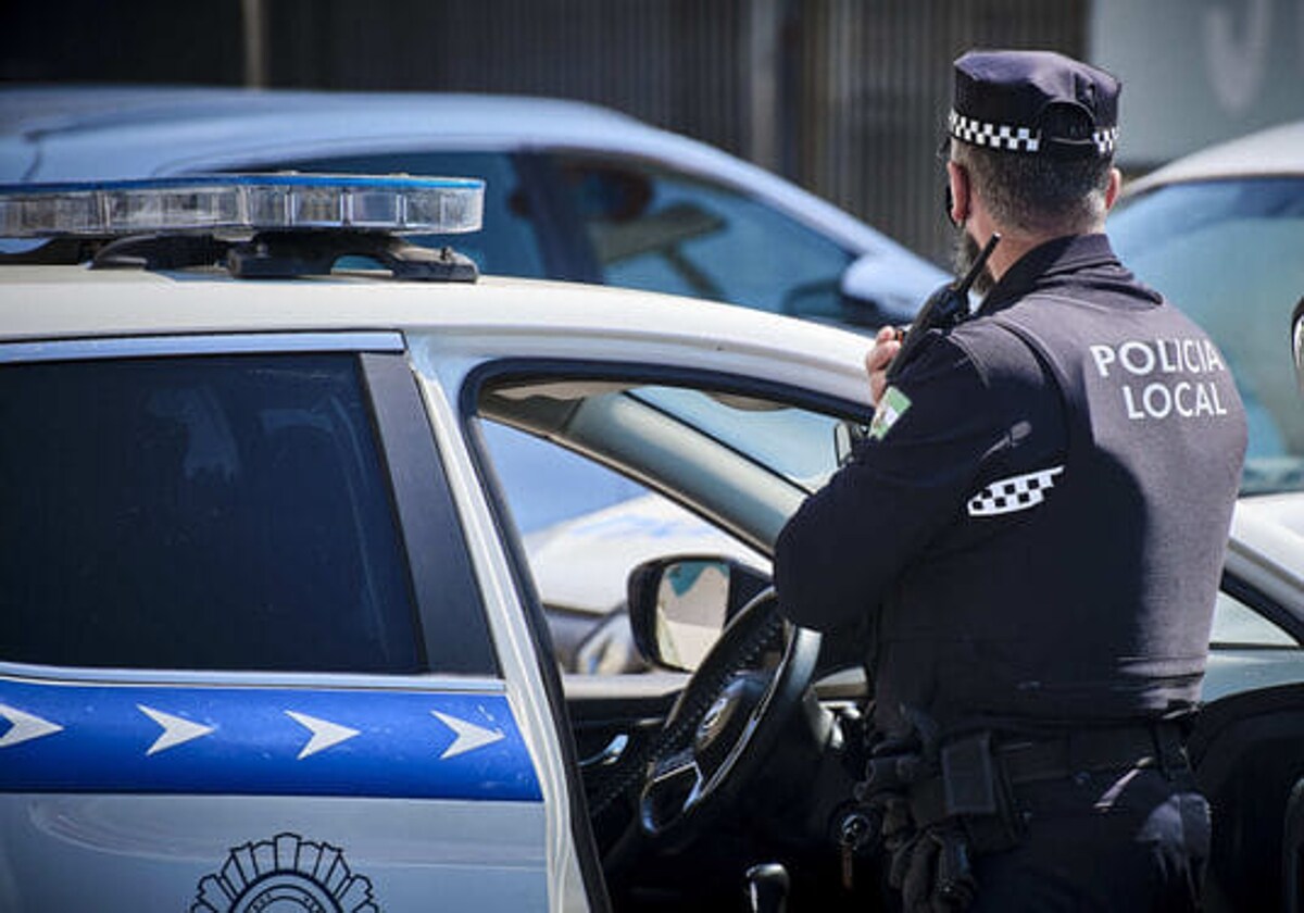 Detenido por forzar y robar en vehículos en el Paseo Pascual Pery de Cádiz
