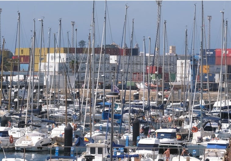 Puerto América arranca un compromiso a Puertos de Andalucía para mejorar sus instalaciones