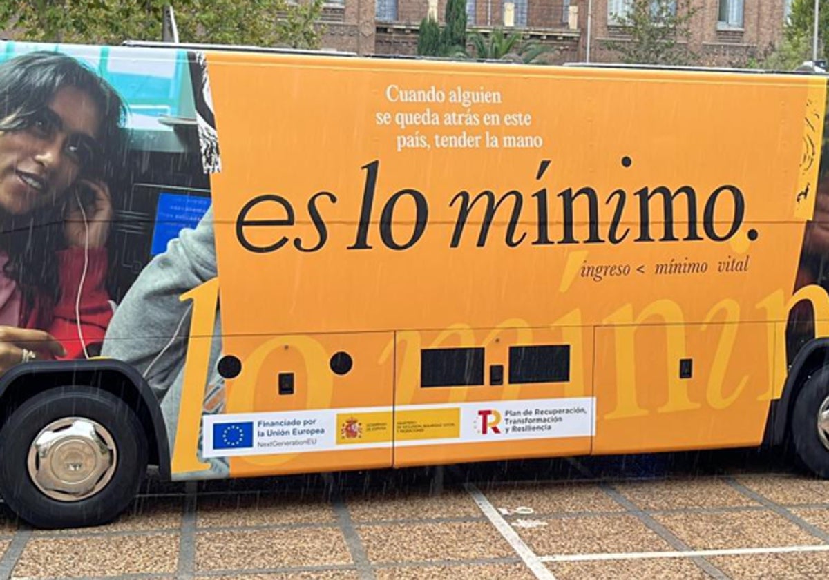 Autobús informativo sobre el Ingreso Mínimo Vital.