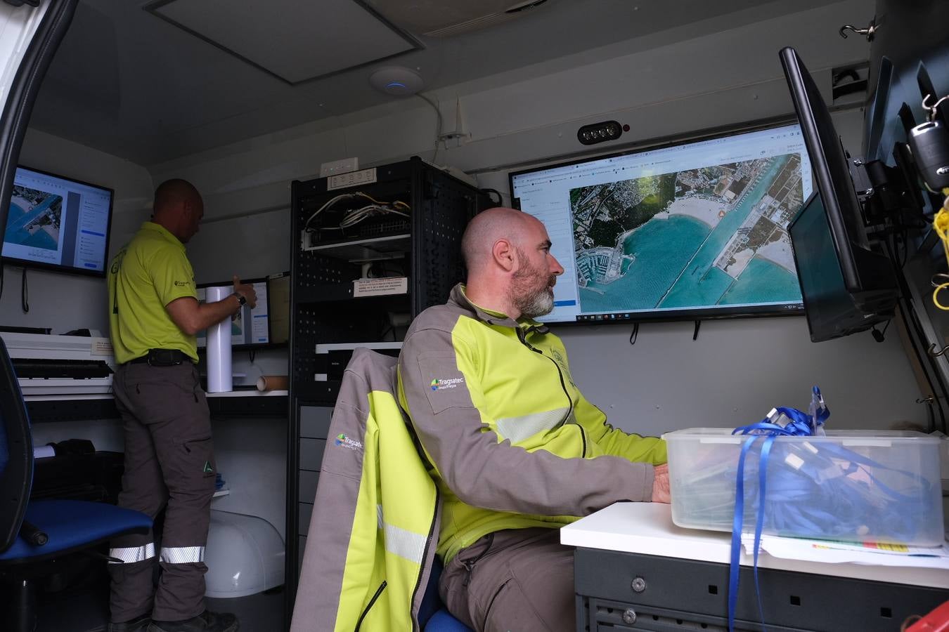 El Puerto se prepara para combatir un vertido de 3.000 toneladas de fueloil