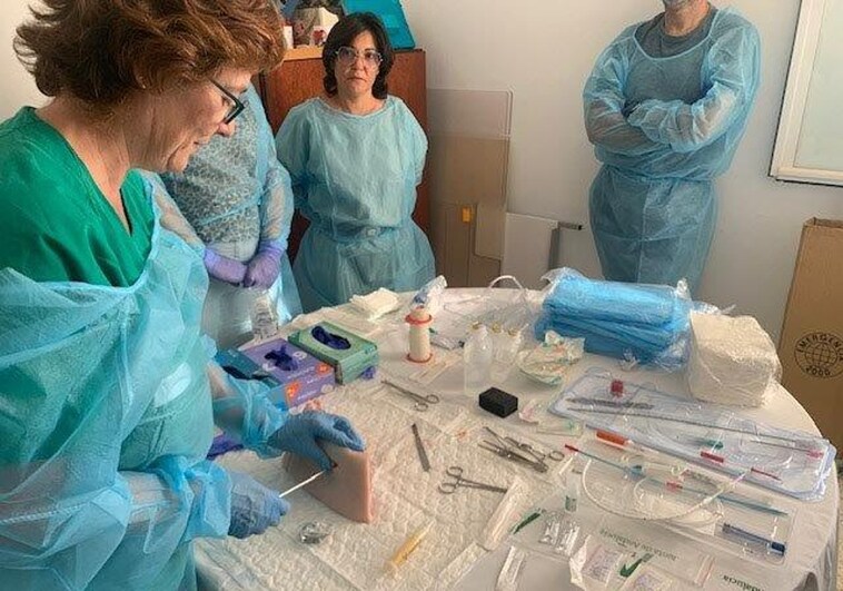Sanitarios del Hospital Universitario Puerto Real se forman en atención inicial al trauma grave