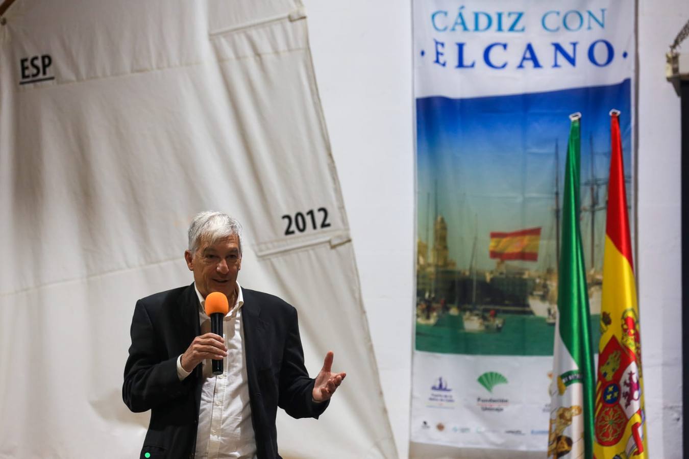 Fotos: El navegante británico Jimmy Cornell recibe el premio Juan Sebastián Elcano en Cádiz