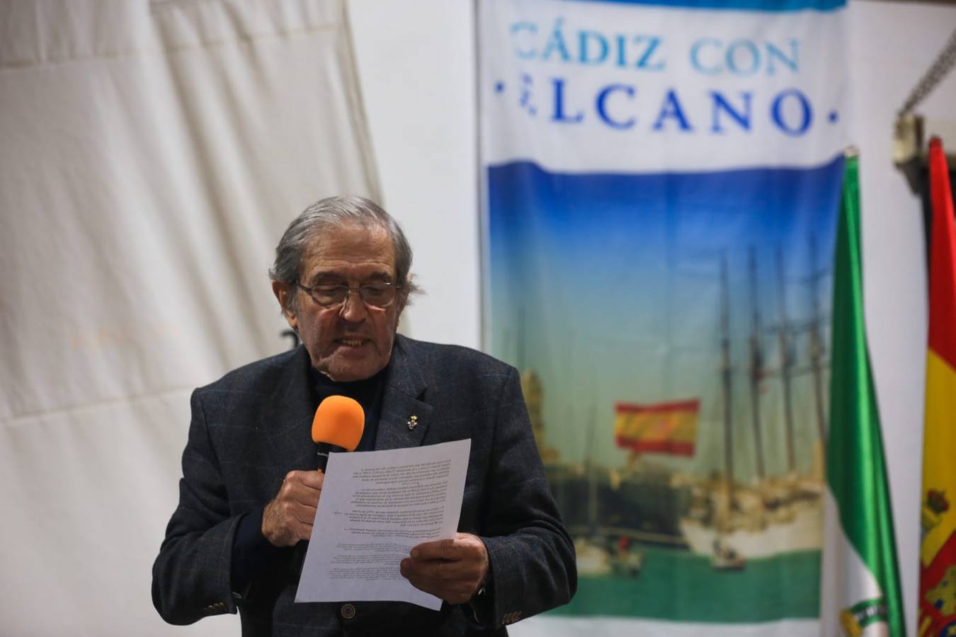Fotos: El navegante británico Jimmy Cornell recibe el premio Juan Sebastián Elcano en Cádiz