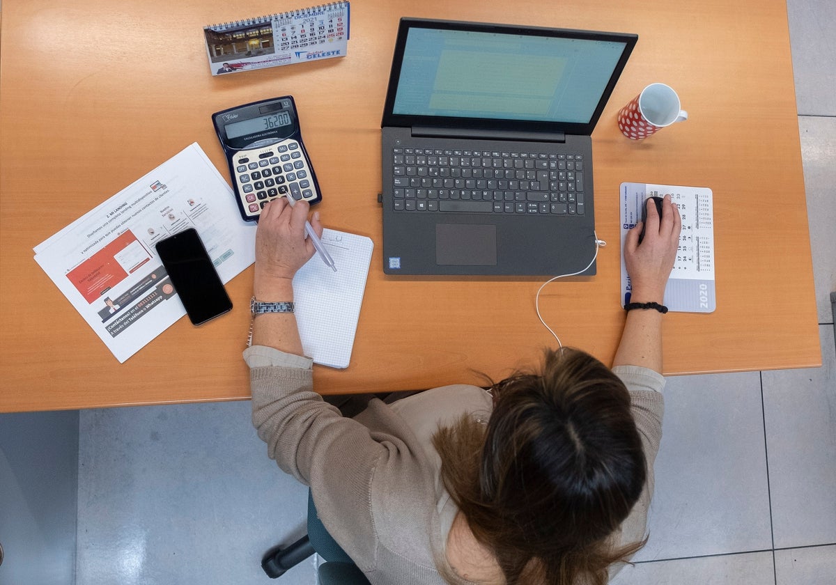 Cádiz lidera el crecimiento de empresas creadas por mujeres en Andalucía con un 6,8%