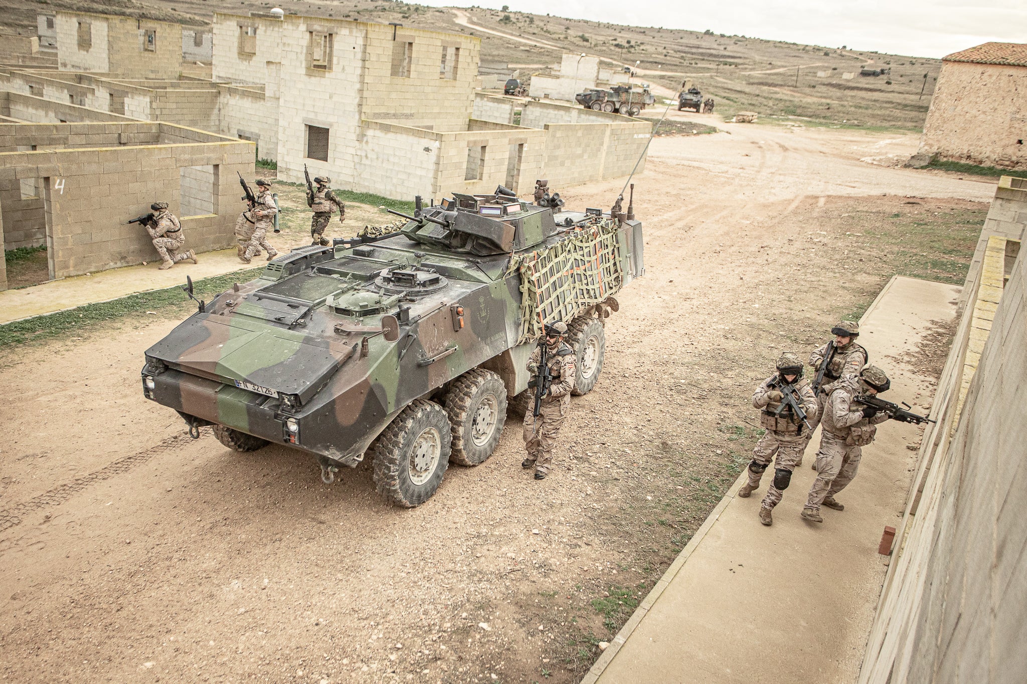 Maniobras del Tercio de Armada en Albacete: Temperaturas bajo cero y ejercicios de tiro real