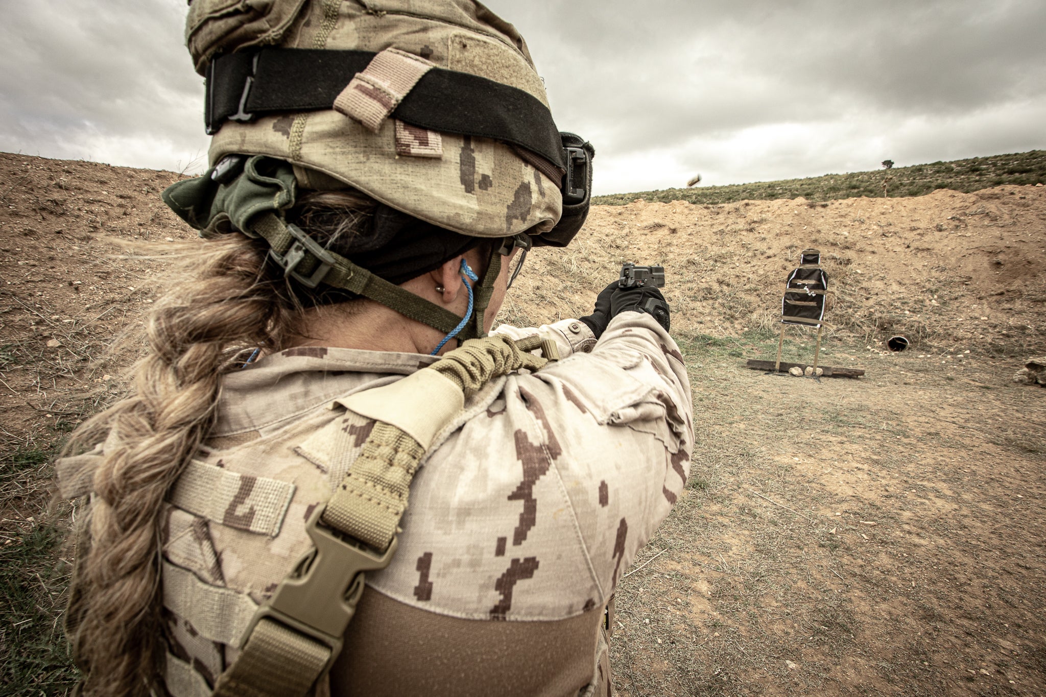 Maniobras del Tercio de Armada en Albacete: Temperaturas bajo cero y ejercicios de tiro real