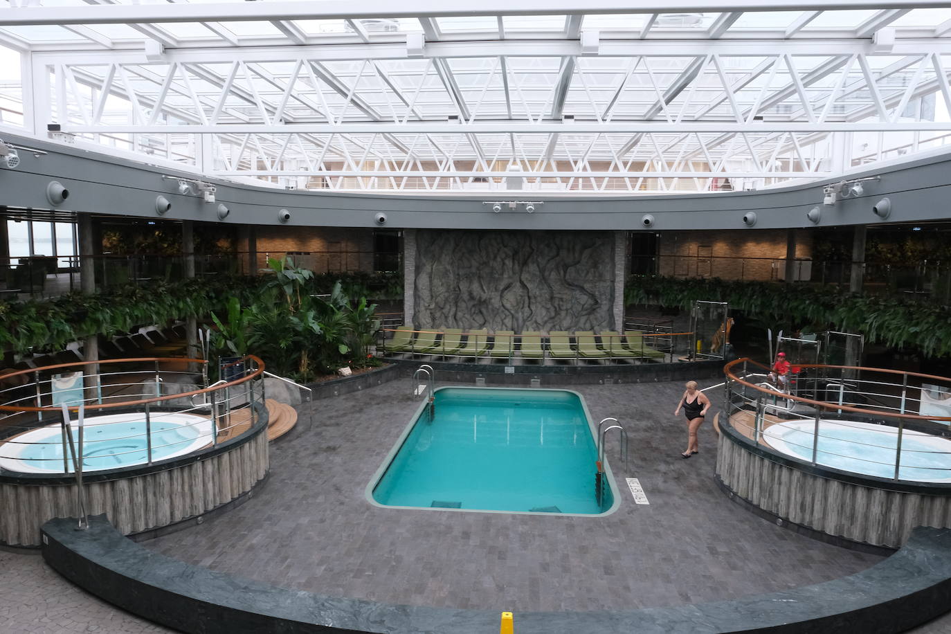 Así es el nuevo MSC Seascape que visita Cádiz antes de su estreno en Nueva York