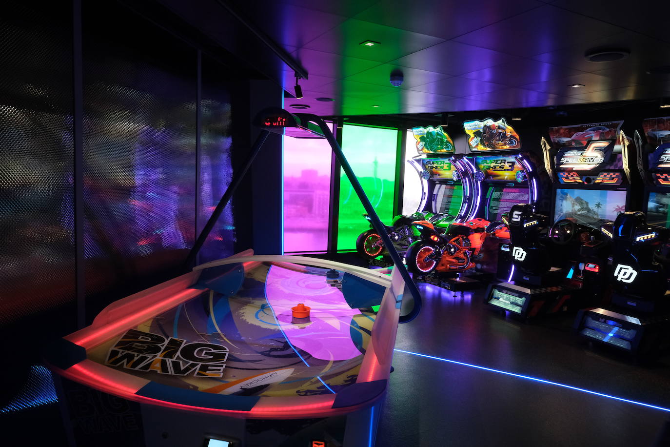 Así es el nuevo MSC Seascape que visita Cádiz antes de su estreno en Nueva York