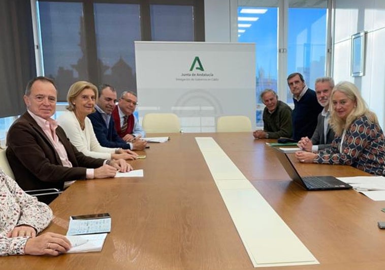 Victorino Martín y Manuel Escribano, entre los galardonados con los II Premios Taurinos de la Junta