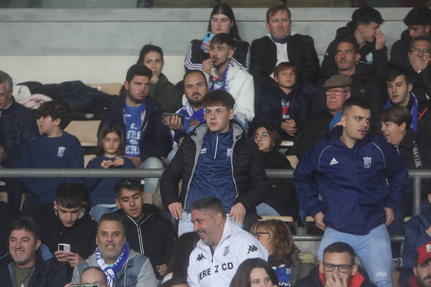 Fotos: Búscate en el partido Xerez CD- Cádiz