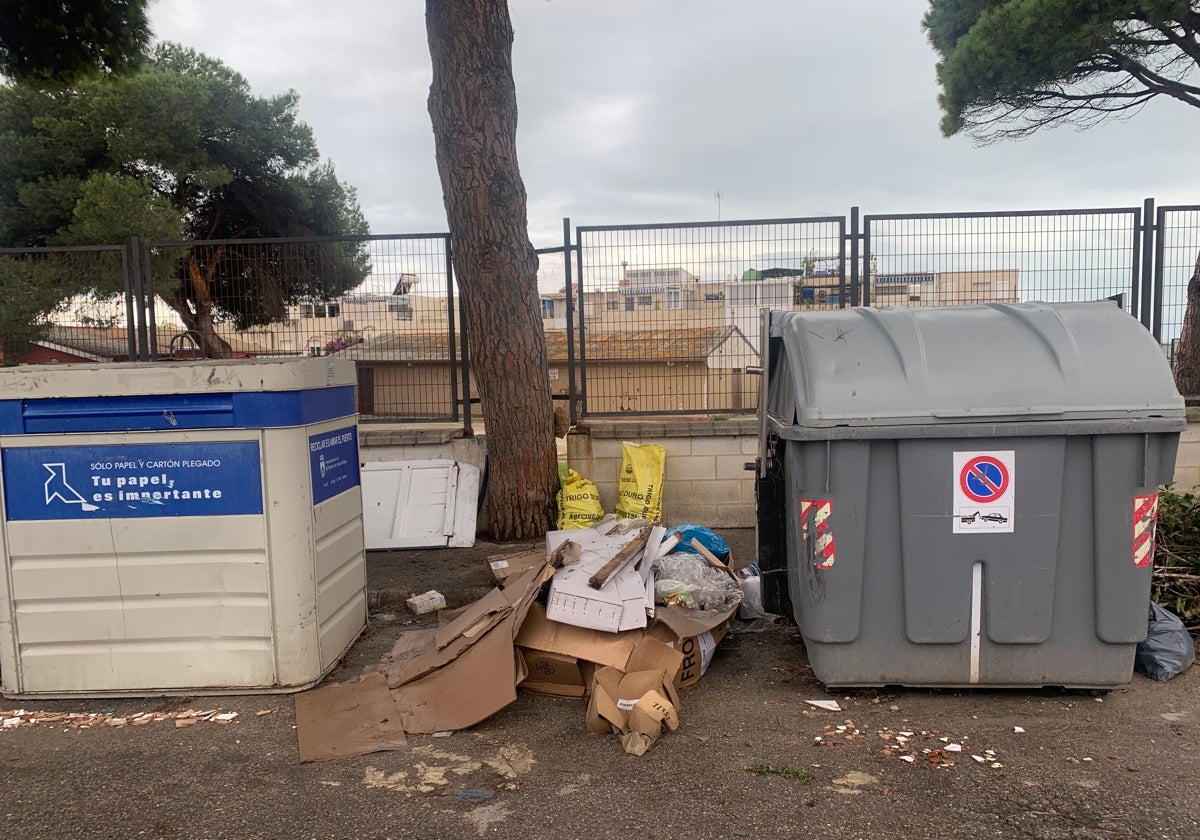 Contenedores de basura en El Puerto