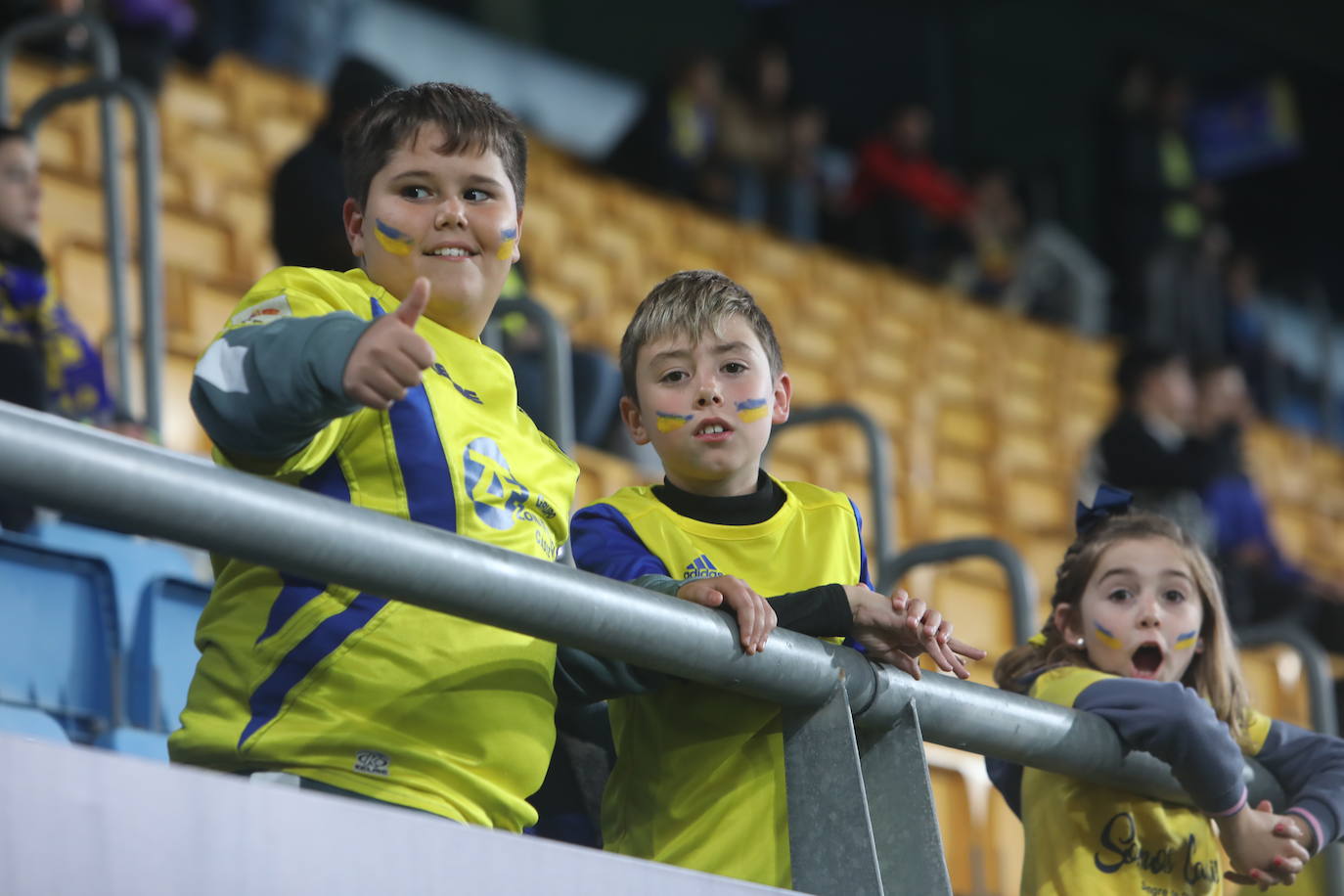 Fotos: Búscate en el partido Cádiz - Manchester United