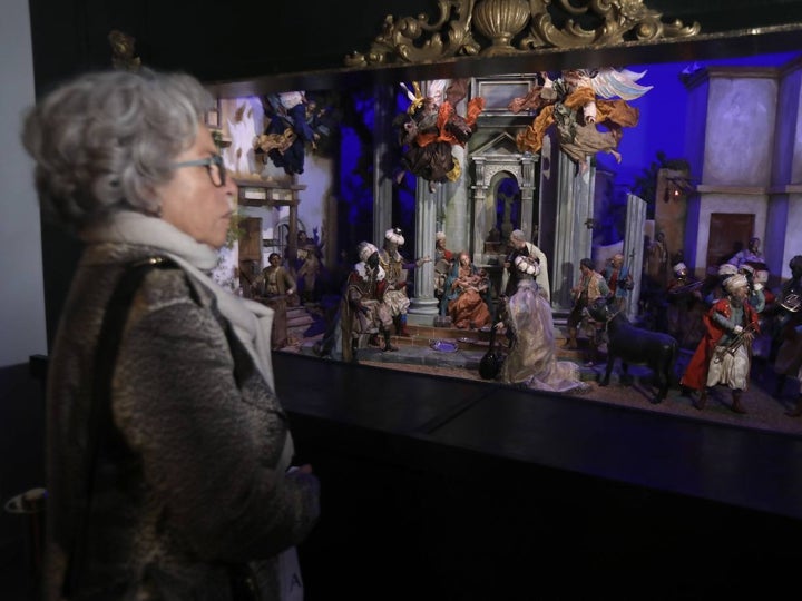 Fotos: El obispo inaugura el belén de Cajasol, símbolo de la Navidad en Cádiz capital