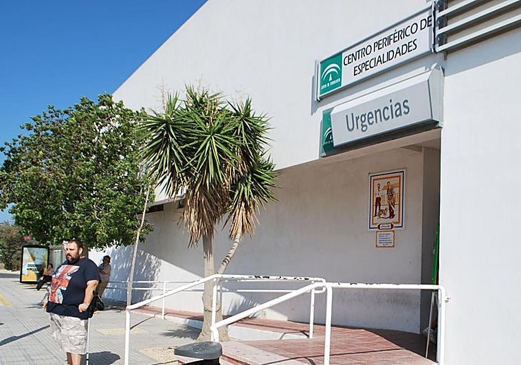 Madres y padres de Chiclana urgen mayor asistencia pediátrica en el municipio