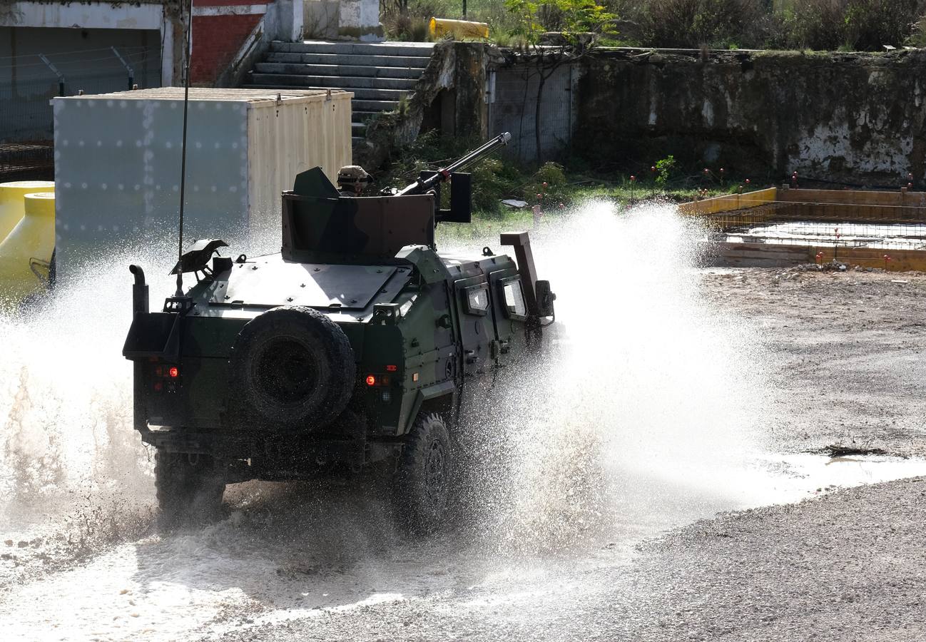 Fotos: las imágenes de la visita del rey Felipe VI al TEAR de San Fernando