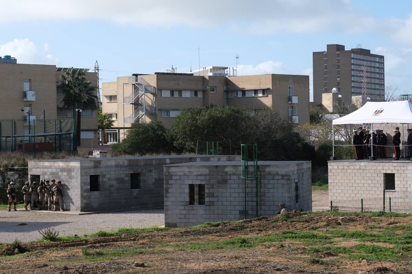 Fotos: las imágenes de la visita del rey Felipe VI al TEAR de San Fernando