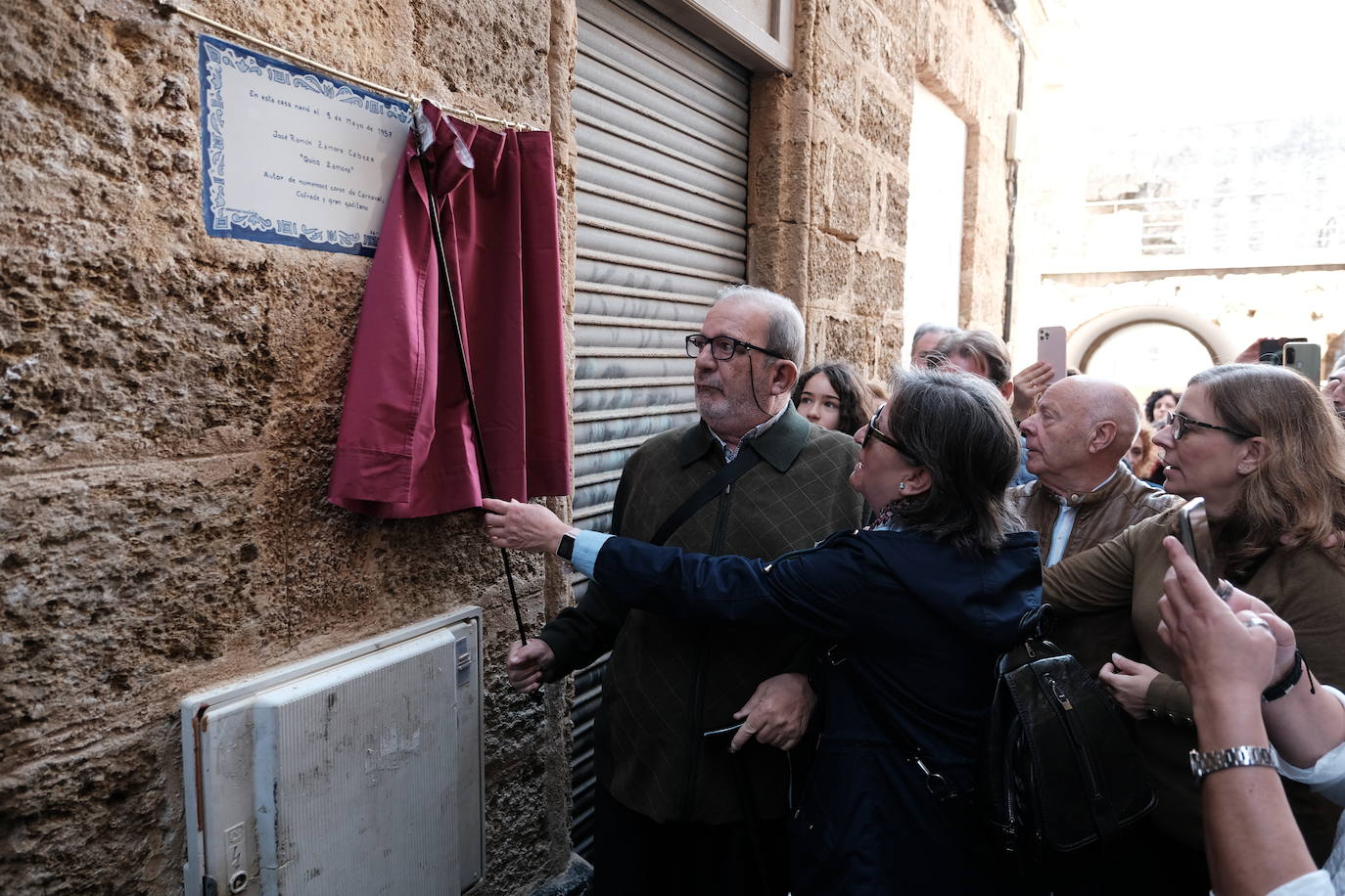 Fotos: Así ha sido el acto de colocación de la placa conmemorativa de Quico Zamora