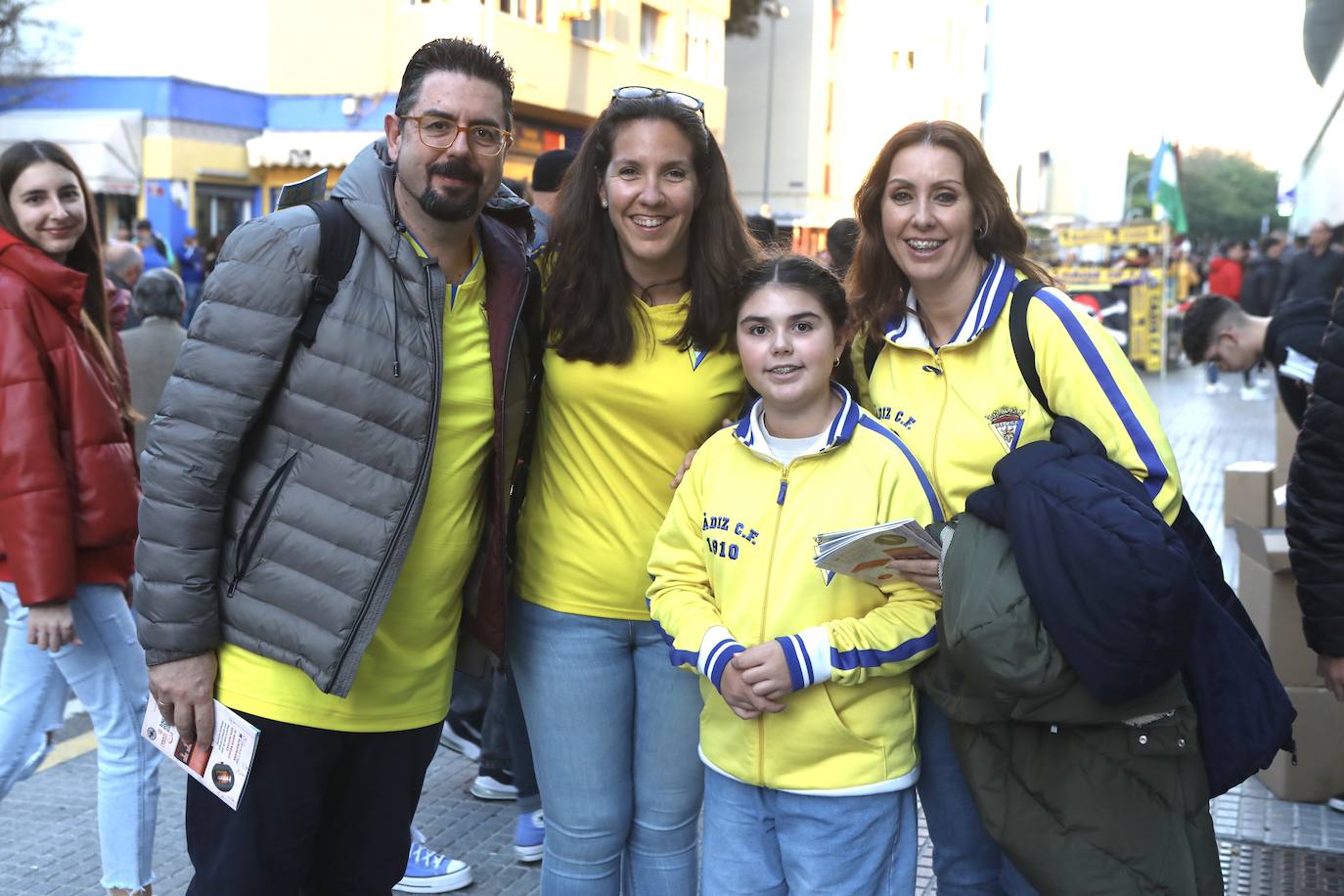 Fotos: Búscate en la previa del partido Cádiz - Almería