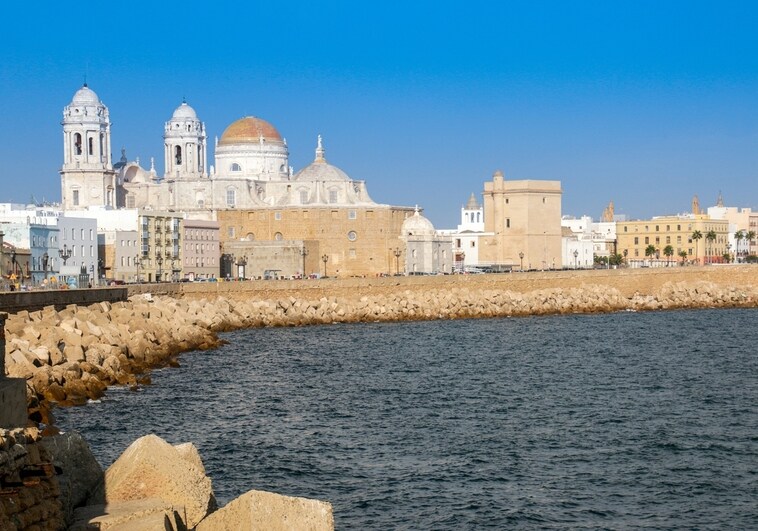 Cádiz ocupa el cuarto puesto entre los destinos tendencia de 2023 según los viajeros españoles