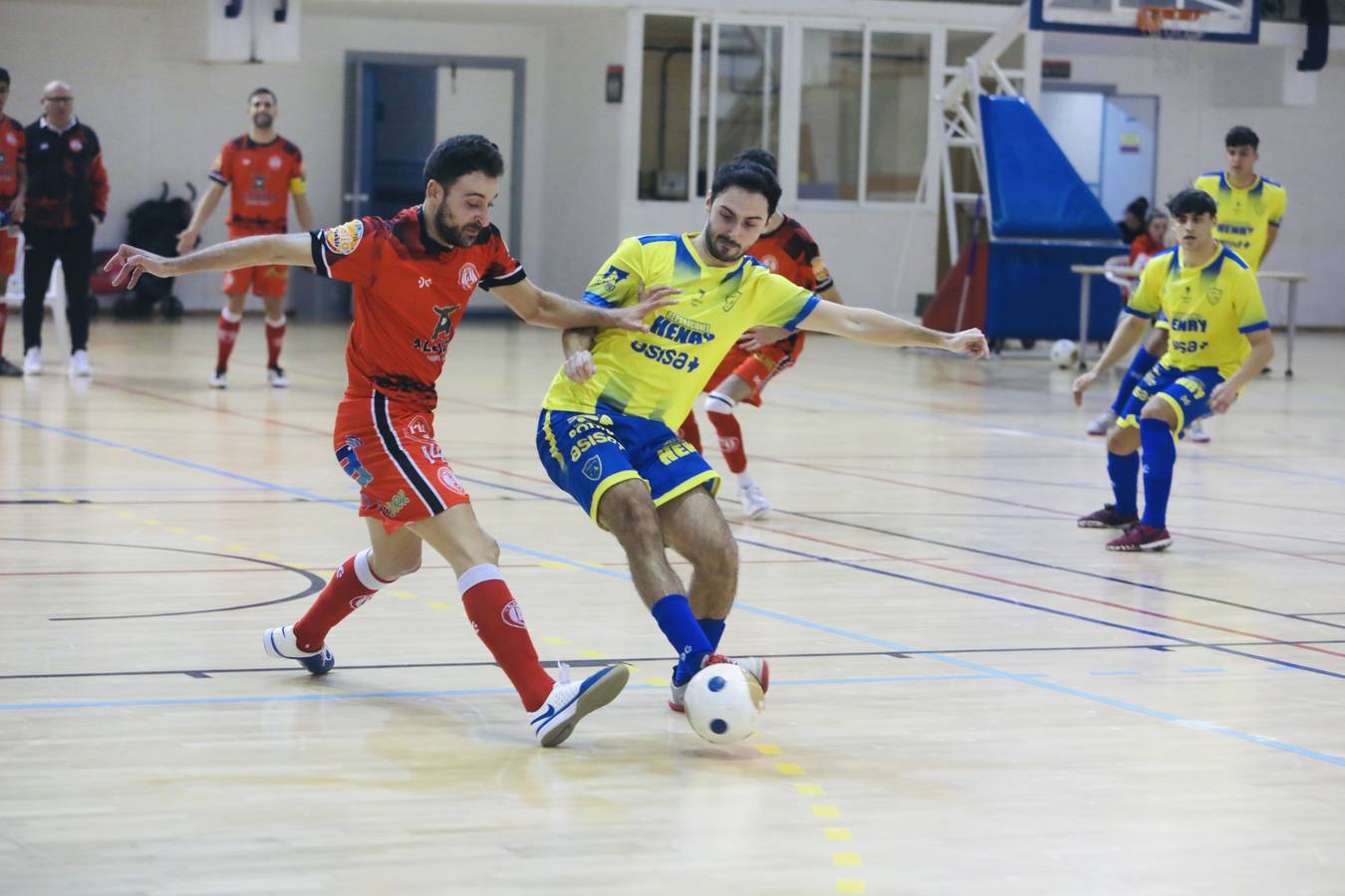 El Cádiz CF Virgili gana el derbi ante el Alchoyano (5-3)