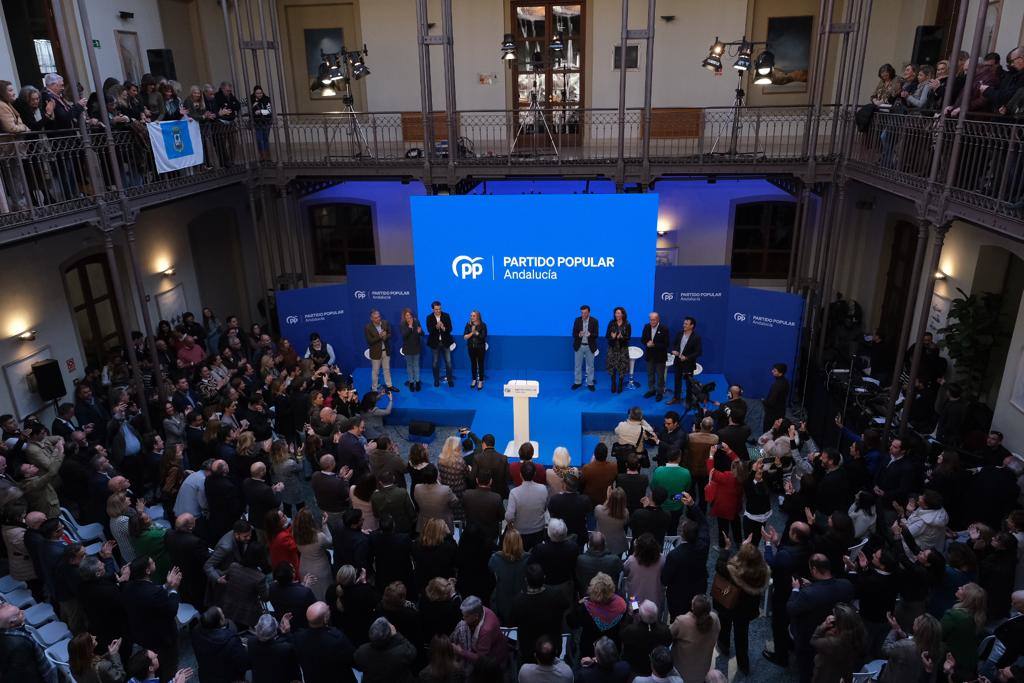 Fotos: La multitudinaria puesta de largo del PP andaluz en Cádiz