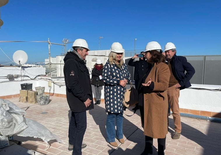 Las obras de rehabilitación en la finca de Javier de Burgos acabarán el 28 en el mes de abril